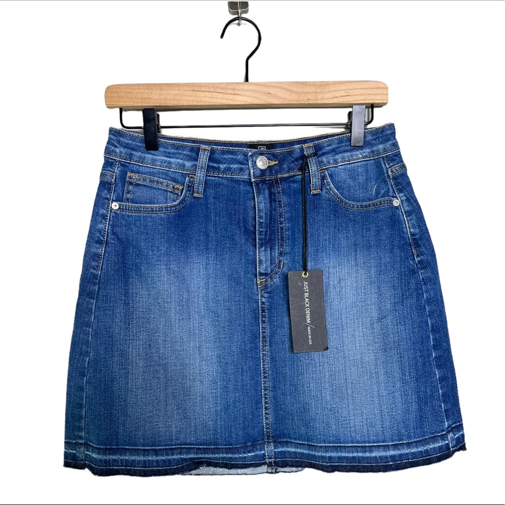 NWT Just Black The Matchmaker Skirt Indigo Released Hem Mini Jean Size S